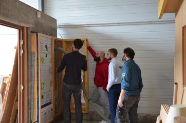 Réaliser une isolation par soufflage et insufflation